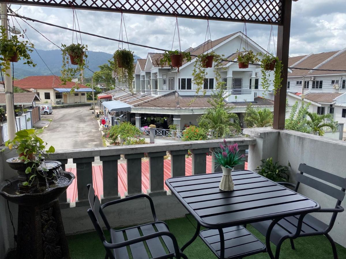 Makmur Homestay Тайпинг Екстериор снимка